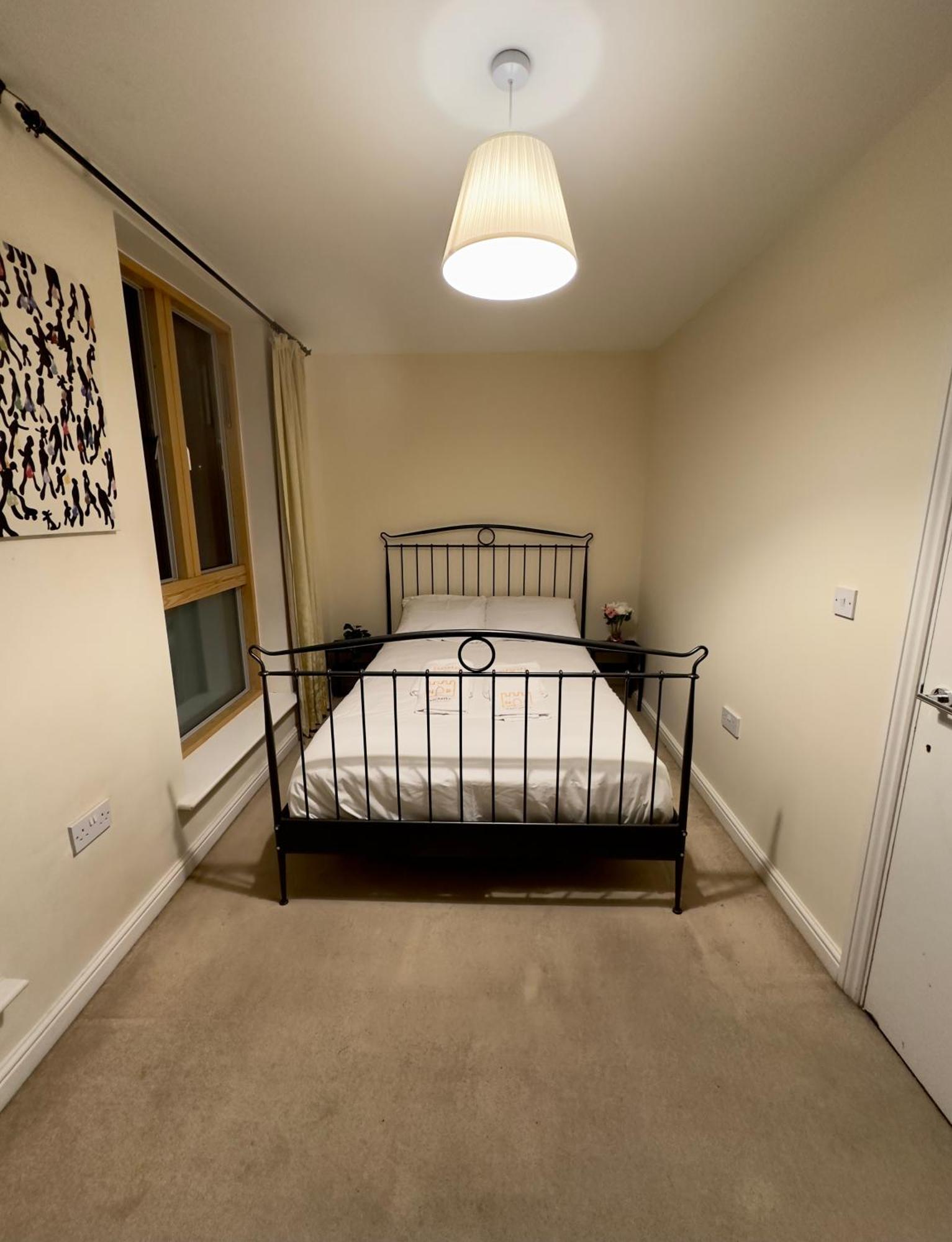 Napcastle Caledonian Park Hotel London Bagian luar foto