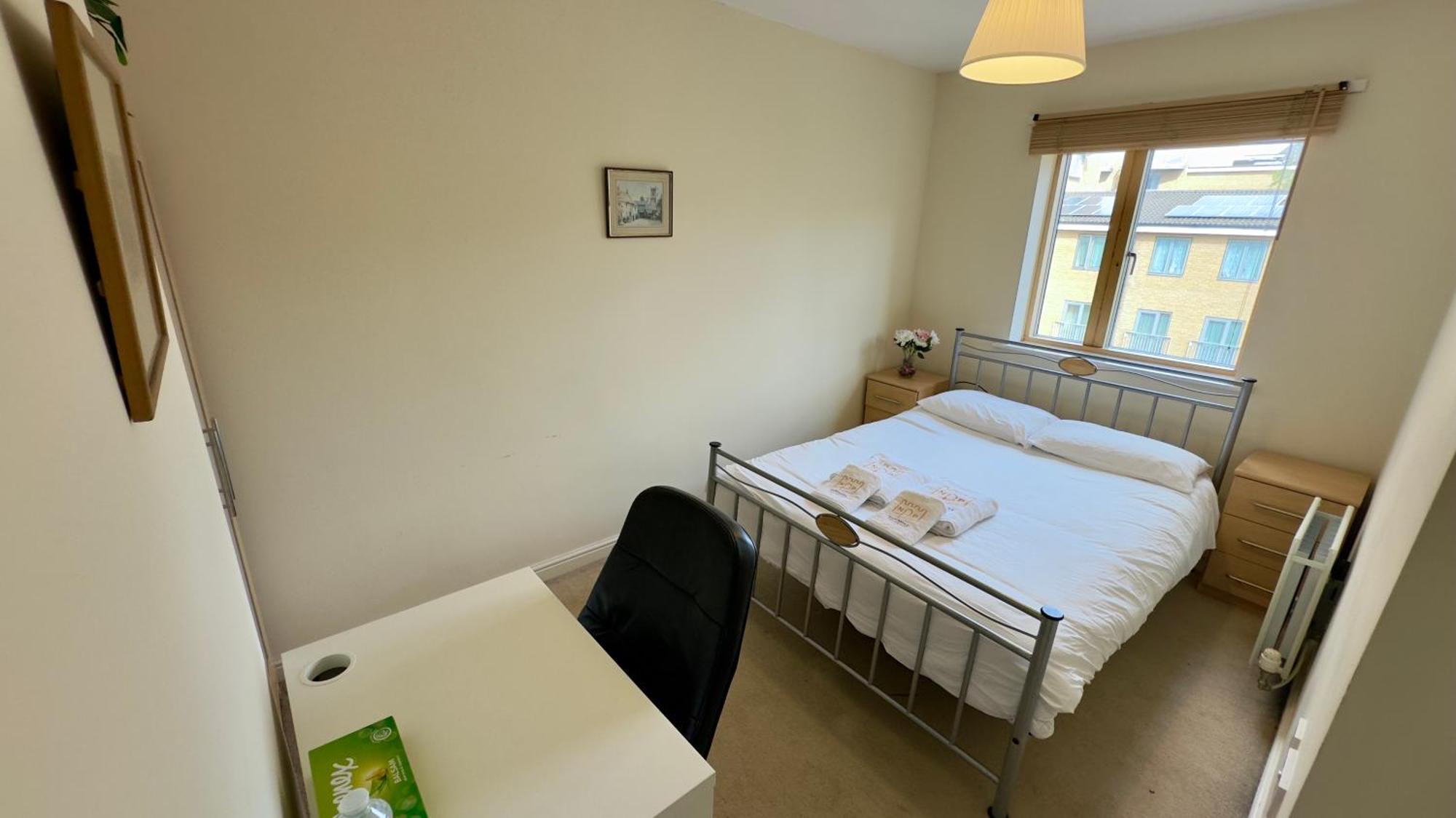 Napcastle Caledonian Park Hotel London Bagian luar foto