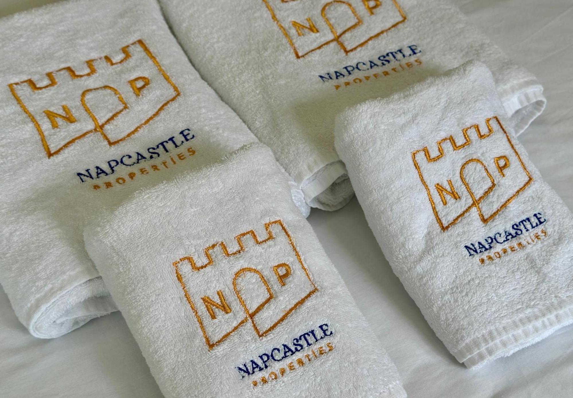 Napcastle Caledonian Park Hotel London Bagian luar foto